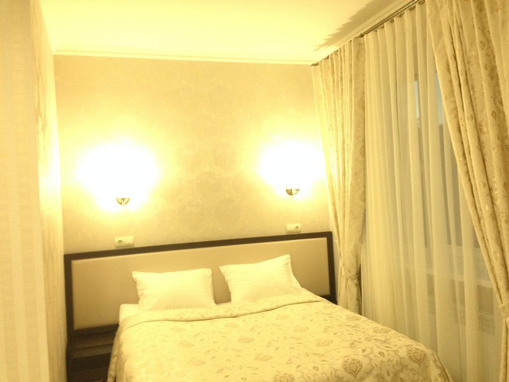 Royal Hotel Harkiv Exterior foto